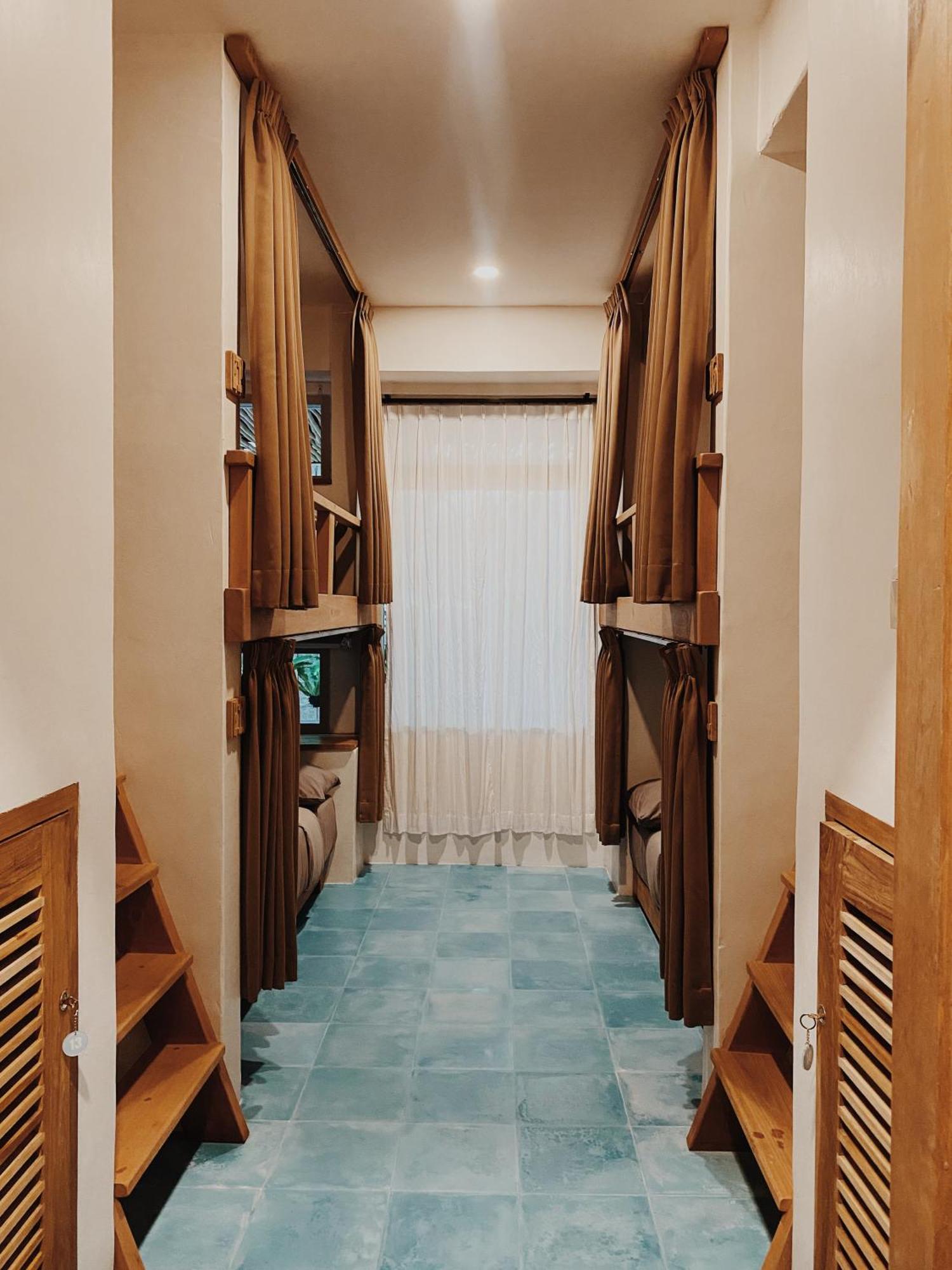 Kos One Hostel Canggu Екстериор снимка